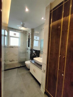 Kitchen in 2 BHK Apartment at Vatika Towers, Sector 54 – for Rent