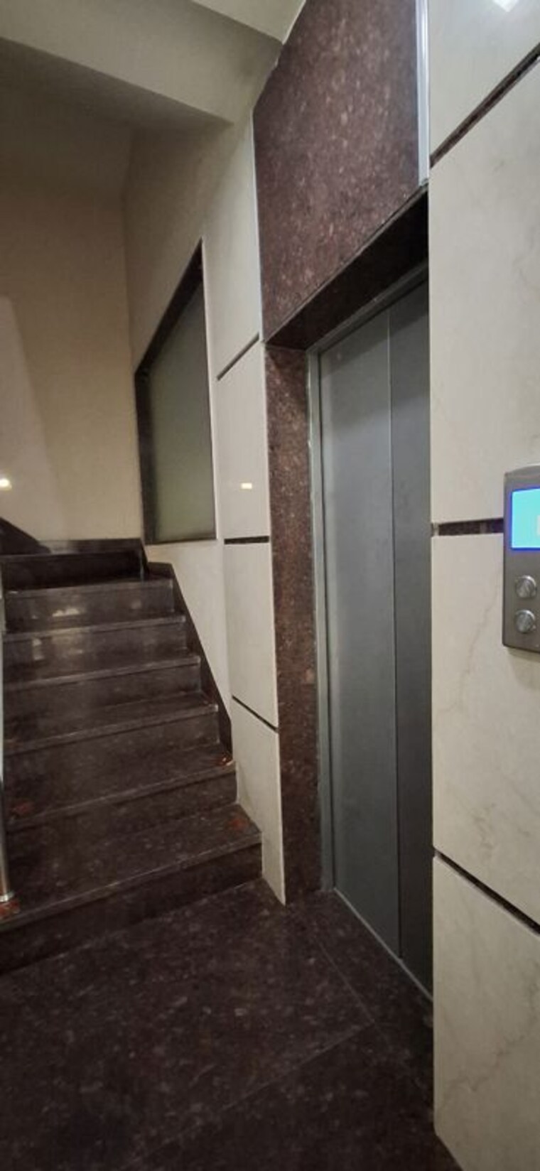 undefined, nehru enclave 3 Bedroom 1800 Sq.Ft. Builder Floor In Nehru Enclave Delhi 9986369