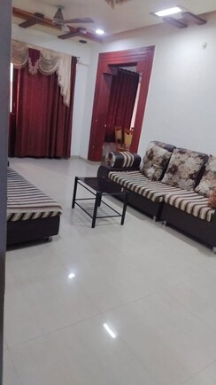 2 BHK Apartment For Rent in Yash Sankul