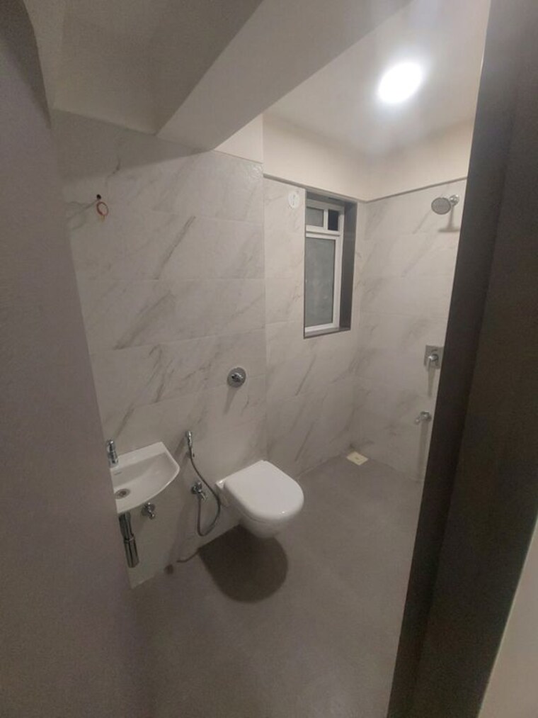 Master Bedroom, gurukrupa-gyanam 3 Bedroom 908 Sq.Ft. Apartment In Powai Mumbai 9986383