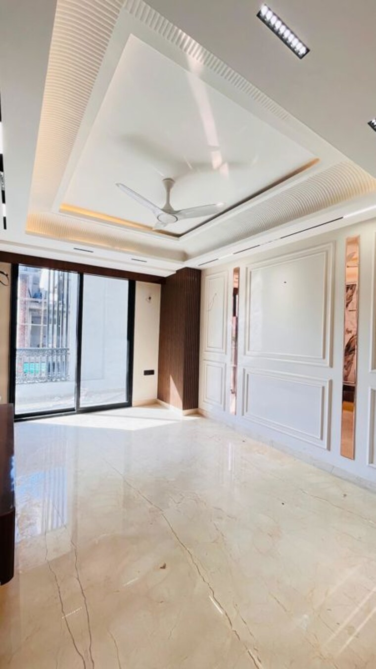 Room, anant-raj-ashok-estate 4 Bedroom 300 Sq.Ft. Builder Floor In Sector 63a Gurgaon 9986392