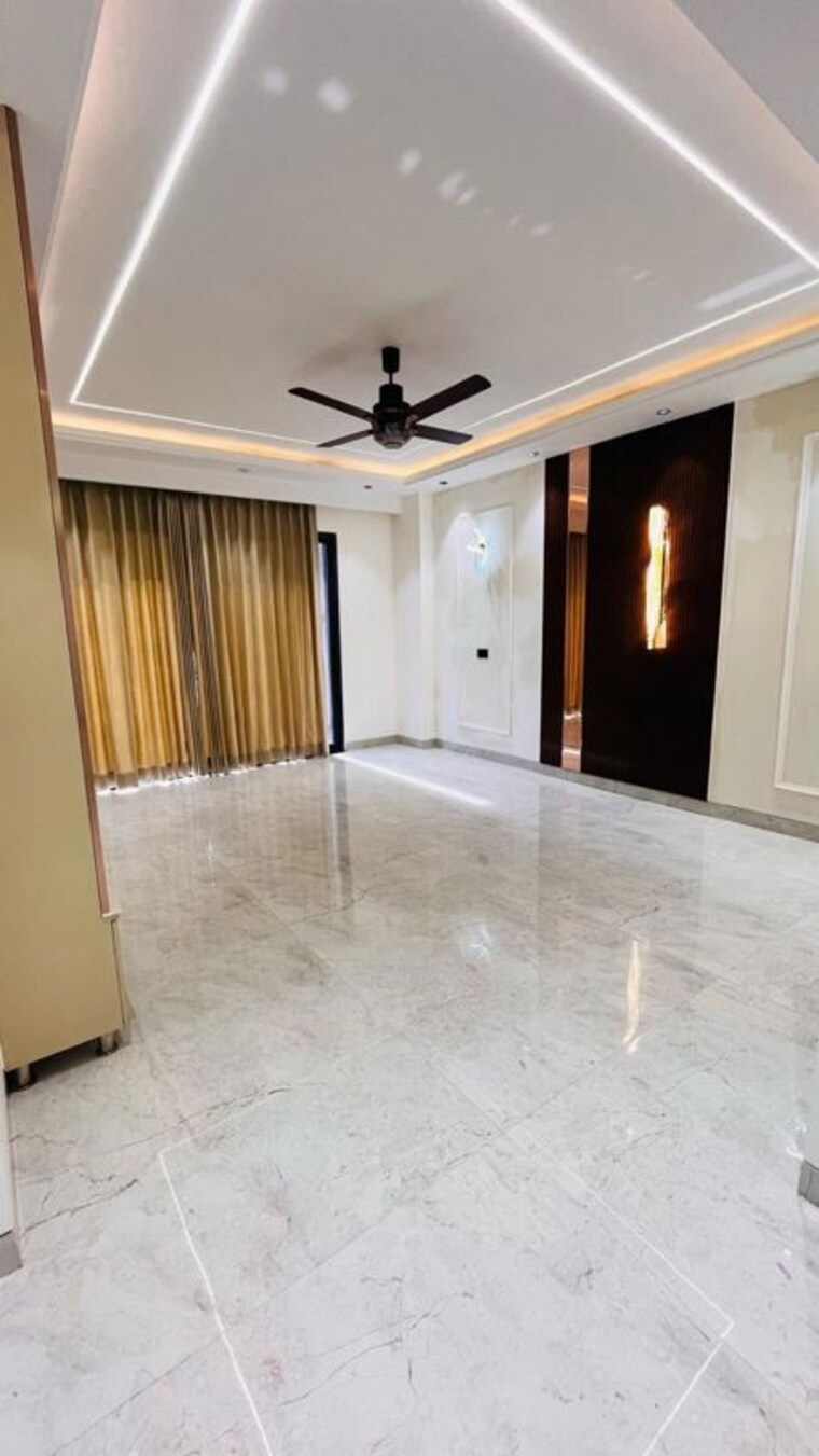 Room, ansal-api-esencia 4 Bedroom 300 Sq.Ft. Builder Floor In Sector 67 Gurgaon 9986396