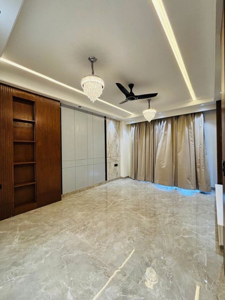 Room, bptp-green-oaks 3 Bedroom 155 Sq.Yd. Builder Floor In Sector 70a Gurgaon 9986399
