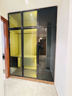 Building Lobby in 3 BHK Builder Floor at BPTP Green Oaks, Sector 70a – for Sale