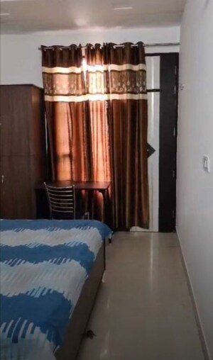 1 BHK Builder Floor For Rent in Sector 37