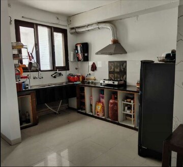 Kitchen in 1 BHK Builder Floor at Sector 37 – for Rent