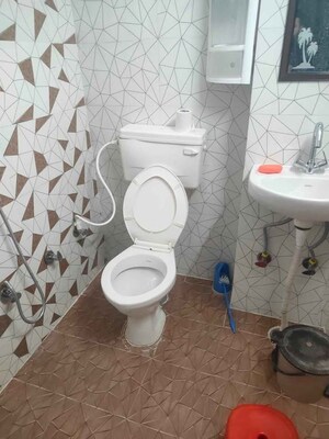 Bathroom in 1 RK Independent House at Husainganj – for Rent