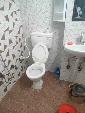 Bathroom in 1 RK Independent House at Husainganj – for Rent