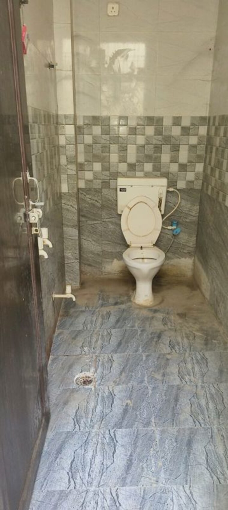 Bathroom, jankipuram 2 Bedroom 1000 Sq.Ft. Independent House In Jankipuram Lucknow 9986424