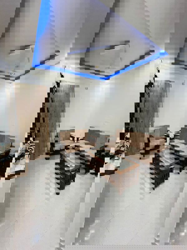 1 BHK 700 Sq.Ft. Builder Floor in RWA Residential Society