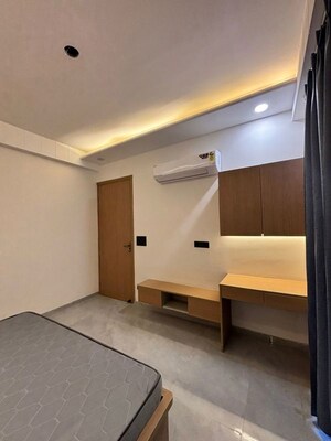 Room in 1 BHK Builder Floor at Ambience Mall, Sector 24 – for Rent