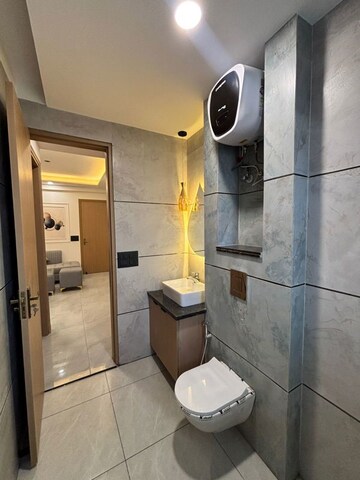 Bathroom in 1 BHK Builder Floor at Dlf Cyber City, Sector 24 – for Rent