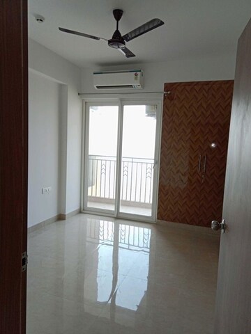 Room in 3 BHK Apartment at ATS Homekraft Pious Hideaways, Sector 150 – for Rent