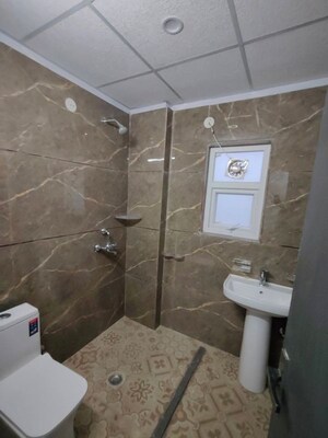 Bathroom in Studio Builder Floor at SS Southend Floors, South City 2 – for Rent