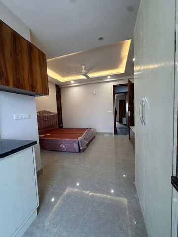 Furnished Amenities in Studio Builder Floor at SS Southend Floors, South City 2 – for Rent