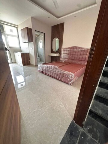 Bedroom in Studio Builder Floor at South City 1 – for Rent