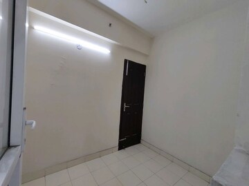 Room in 3 BHK Apartment at 3C Lotus Panache, Sector 110 – for Rent