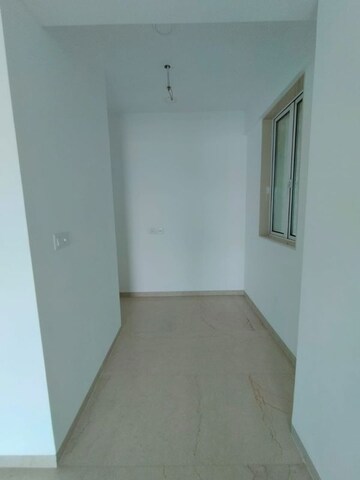 Room in 3.5 BHK Apartment at Aurum Q Islands, Ghansoli – for Sale