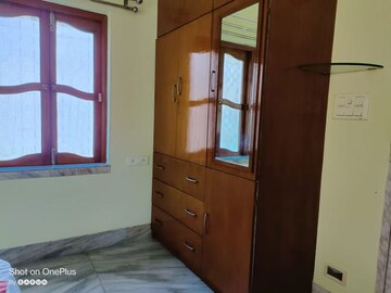 Room in 2 BHK Apartment at Sristi Plaza, Chinar Park – for Rent
