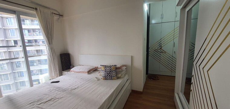Bedroom, goregaon west 2.5 Bedroom 1150 Sq.Ft. Apartment In Goregaon West Mumbai 9986486