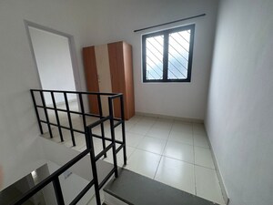 Room in 3.5 BHK Apartment at Karia Konark Campus, Viman Nagar – for Rent