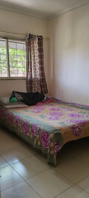 Bedroom in 1 RK Apartment at Koregaon Park – for Rent