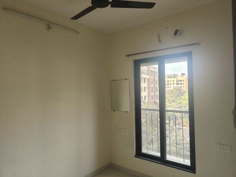 Room, lodha-splendora 1 Bedroom 450 Sq.Ft. Apartment In Ghodbunder Road Thane 9986498