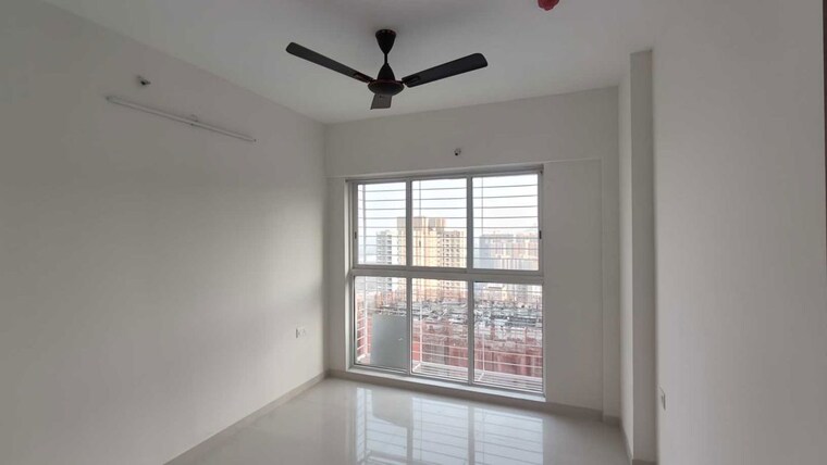 Room, lodha-splendora 3 Bedroom 1124 Sq.Ft. Apartment In Ghodbunder Road Thane 9986502