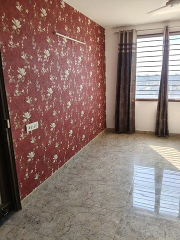 Room in 3 BHK Independent House at Sector 28 – for Sale