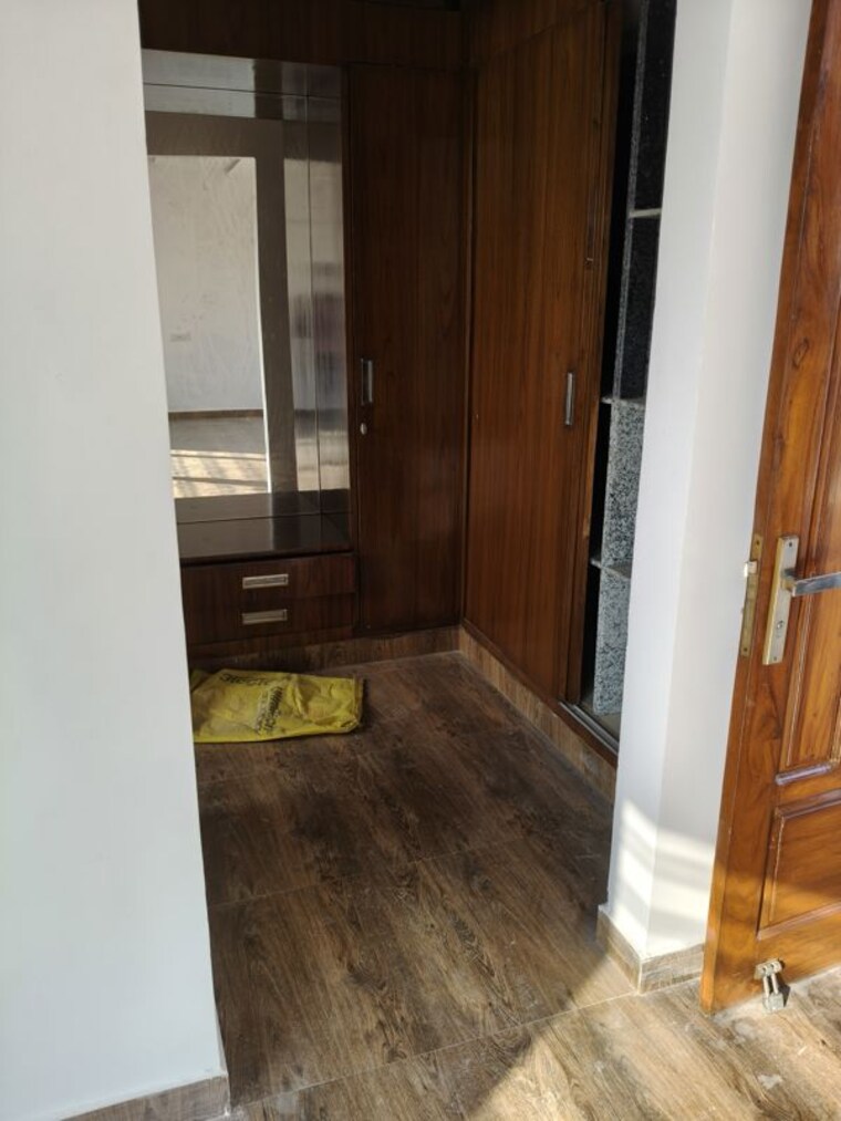 Room, sector 28 3 Bedroom 1500 Sq.Ft. Independent House In Sector 28 Panchkula 9986528