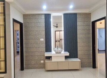 Room in 3 BHK Apartment at Rajapushpa Provincia, Narsingi – for Rent