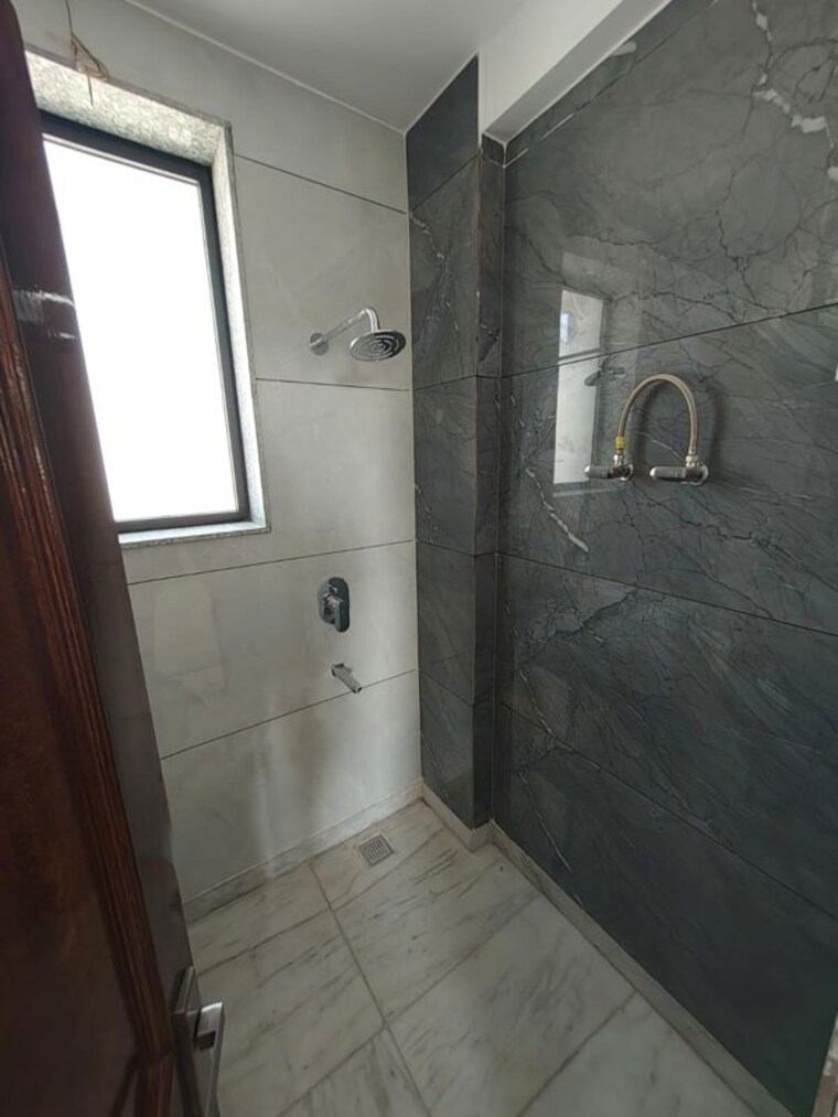 Bathroom, sector 20 3 Bedroom 1850 Sq.Ft. Apartment In Sector 20 Panchkula 9986541
