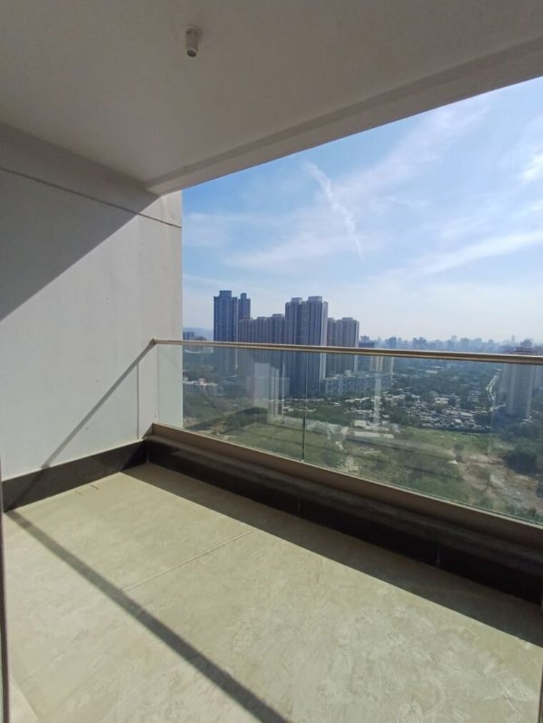 Balcony, courtyard-by-narang-realty-and-the-wadhwa-group 3 Bedroom 1160 Sq.Ft. Apartment In Pokhran Road No Two Thane 9986545