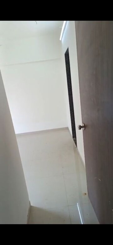 Furnished Amenities in 1 BHK Apartment at Alamdar The Auro, Lower Parel – for Rent