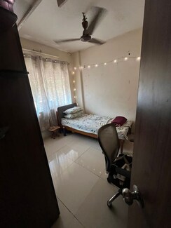 Pg For Rent in Malad East