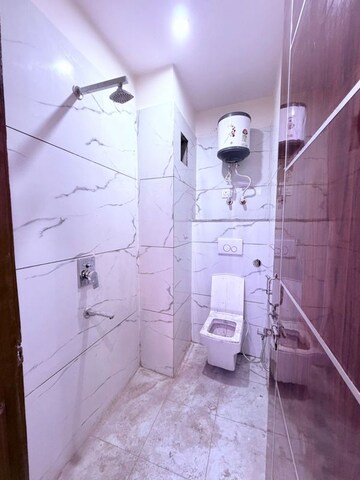 Bathroom in 2 BHK Builder Floor at Dwarka Mor – for Rent