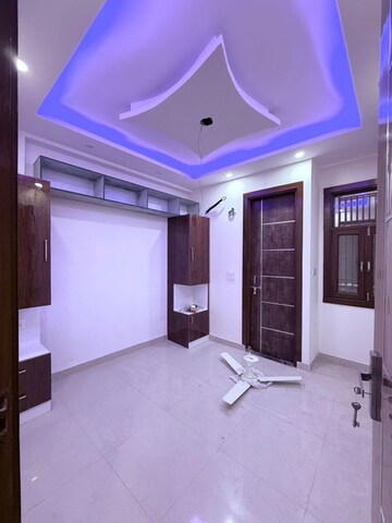 Bedroom in 2 BHK Builder Floor at Dwarka Mor – for Rent