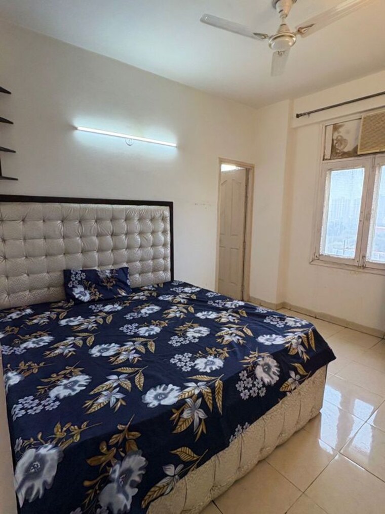 Bedroom, tulip-orange 3 Bedroom 1137 Sq.Ft. Apartment In Sector 70 Gurgaon 9986576