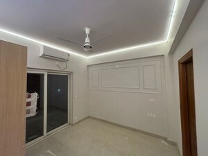 Furnished Amenities in 2 BHK Apartment at Shree Vardhman Victoria, Sector 70 – for Rent