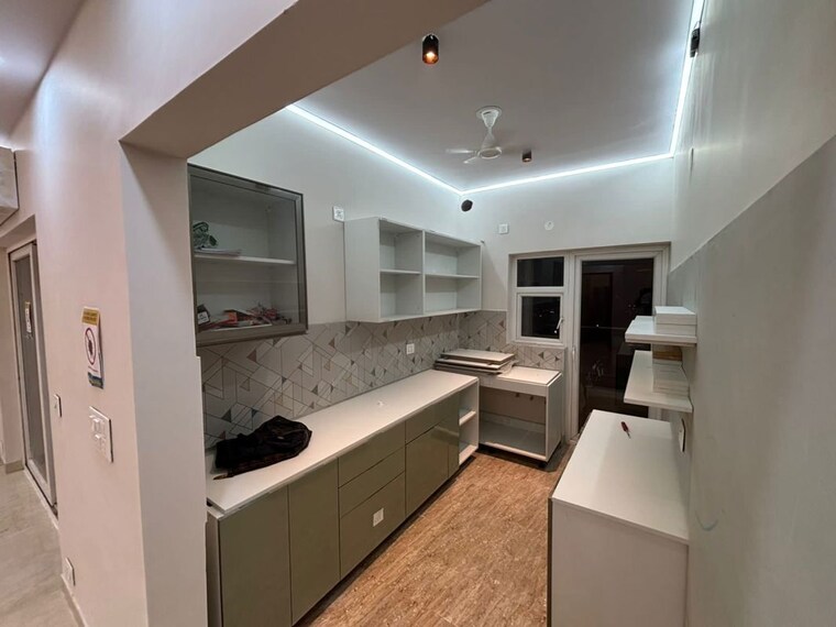 Master Bedroom, shree-vardhman-victoria 2 Bedroom 1350 Sq.Ft. Apartment In Sector 70 Gurgaon 9986584