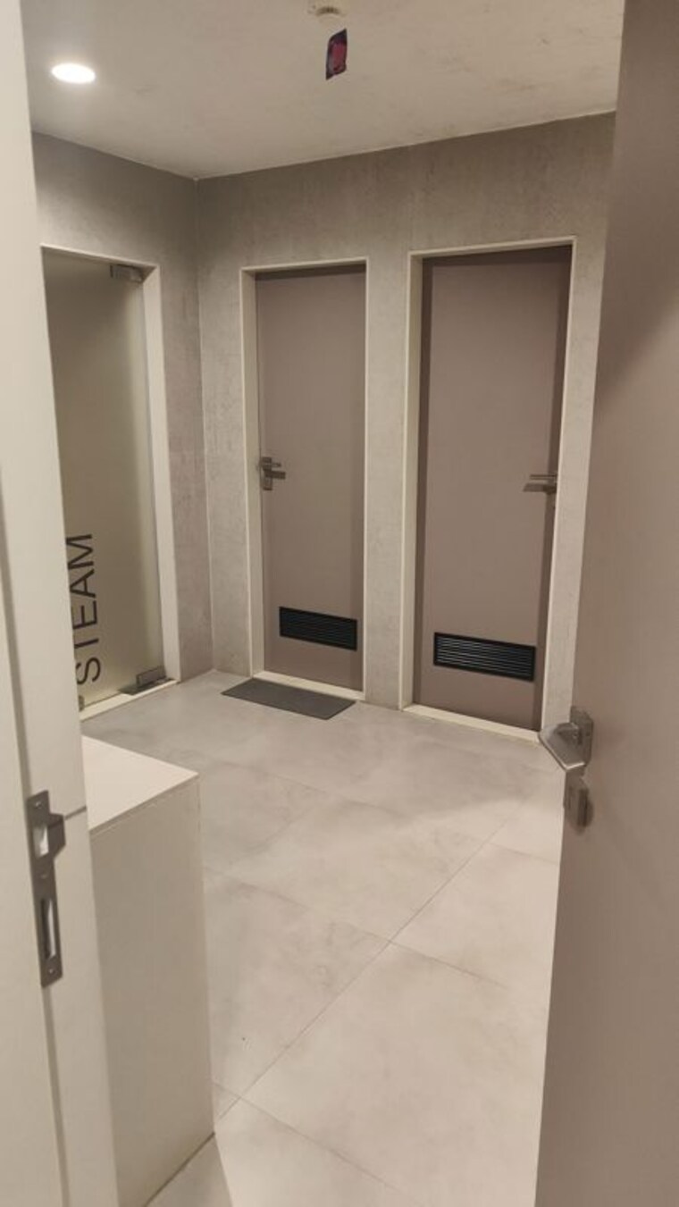 Room, goregaon east Pg For Boys & Girls In Goregaon East 9986603