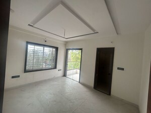 Room in 3 BHK Apartment at Roopram Nagar – for Sale