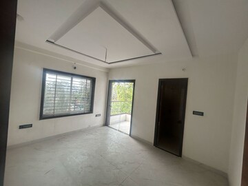 Room in 3 BHK Apartment at Roopram Nagar – for Sale