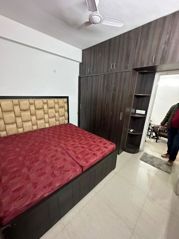 2 BHK Apartment For Rent in Shree Vardhman Mantra, Sector 67