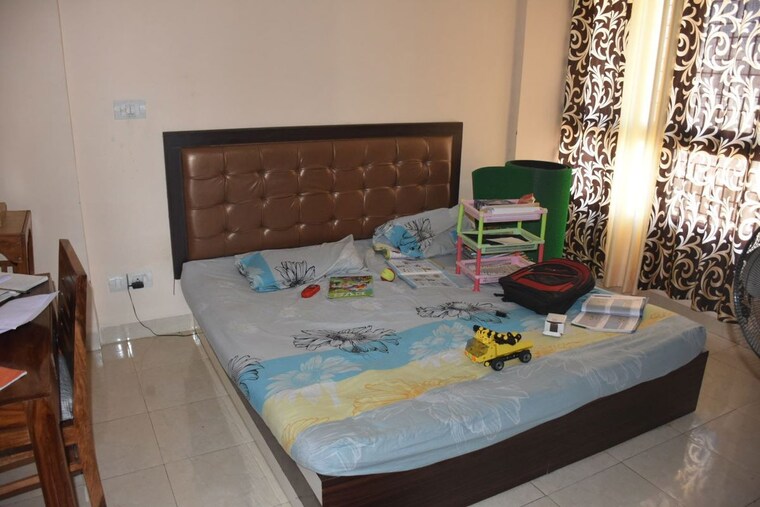 Bedroom, tulip-white 3 Bedroom 1326 Sq.Ft. Apartment In Sector 69 Gurgaon 9986616