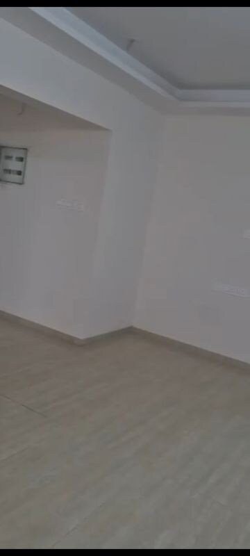 Room in 3 BHK Apartment at Dindoshi – for Sale