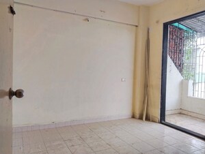 Room in 1 BHK Apartment at Hari Mahal CHS, New Panvel East – for Rent