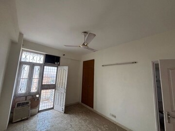 Room in 3 BHK Apartment at Tulip Orange, Sector 70 – for Sale