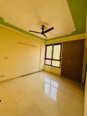 Room in 3 BHK Apartment at Tulip White, Sector 69 – for Sale