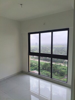 Room in 2 BHK Apartment at Runwal Gardens, Dombivli East – for Rent
